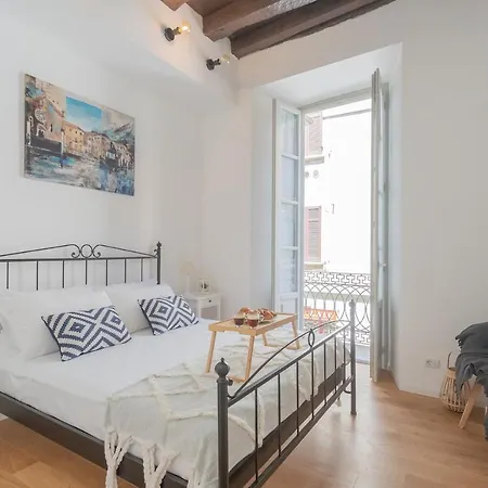 Independence With Balcony By Rent Apartment Como