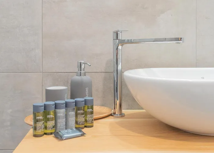 Independence With Balcony By Rent