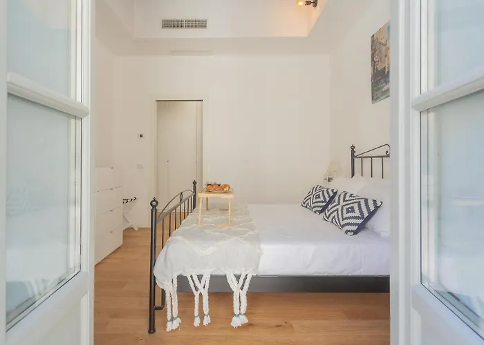 Independence With Balcony By Rent