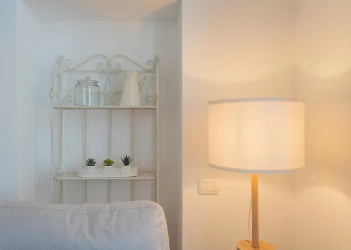 Independence With Balcony By Rent Όπως